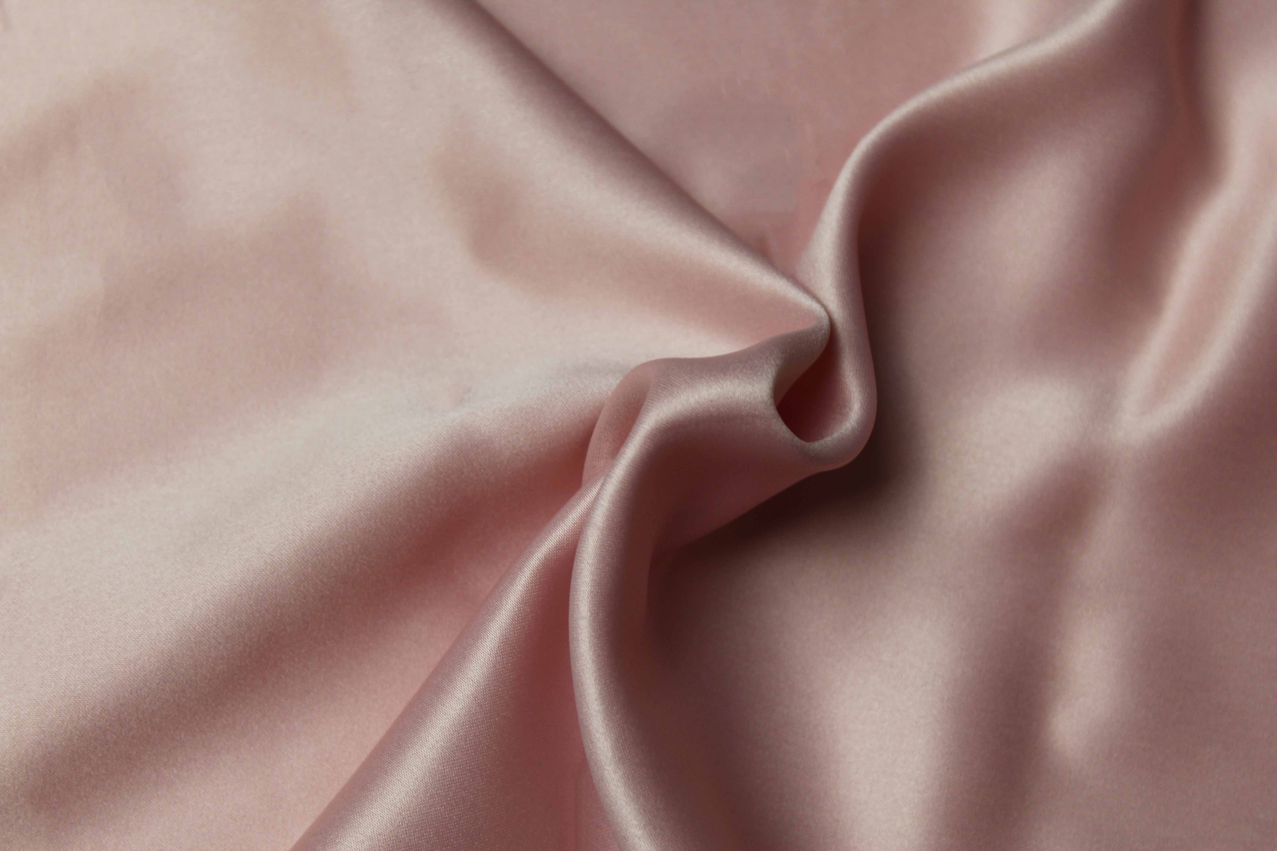 POLY SOFT SATIN - LT ROSE